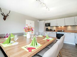 Renovated Holiday Home near Zell am See with Enclosed Garden