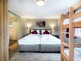 Renovated Holiday Home near Zell am See with Enclosed Garden