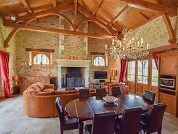 Dreamscape: Rustic Elegance