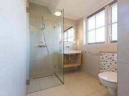 Beautiful, Stately Villa With Sauna at the Lake