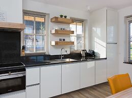 Beautiful, Stately Villa With Sauna at the Lake