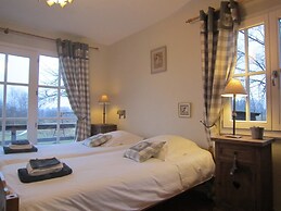 Chalet With Private Garden in Waimes