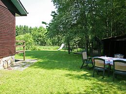 Chalet With Private Garden in Waimes