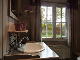 Chalet With Private Garden in Waimes