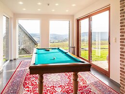 Villa Les Charmes - Premium Villa for 20 Guests