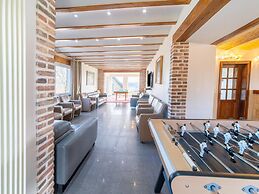 Villa Les Charmes - Premium Villa for 20 Guests