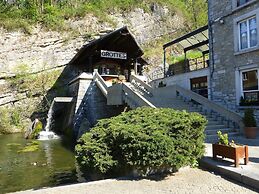 Gorgeous Holiday Home in Ovifat With Sauna