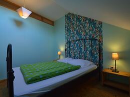 Gorgeous Holiday Home in Ovifat With Sauna