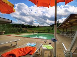 Belvilla by OYO Holiday Home With Pool in Tuscany