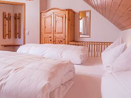 Lush Apartment in Furtwangen near Black Forest with Balcony