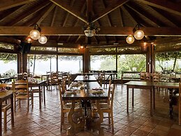 Unique Holiday Experience in Greenery near Lake