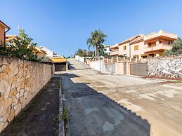 A Sun-drenched Holiday Apartment Near the Sicilian Coastline