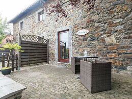 Charming Cottage in Stoumont With Colourful Garden