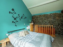 Charming Cottage in Stoumont With Colourful Garden