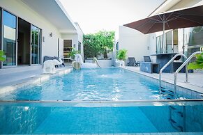 Yipmunta Pool Villa