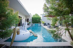 Yipmunta Pool Villa