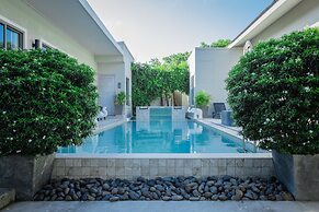 Yipmunta Pool Villa