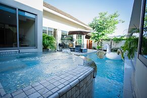 Yipmunta Pool Villa