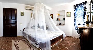 Sato Triopia Butik Otel