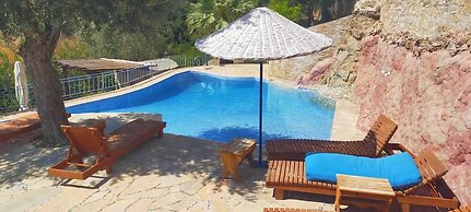 Sato Triopia Butik Otel