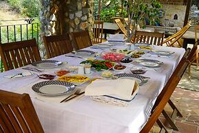 Sato Triopia Butik Otel