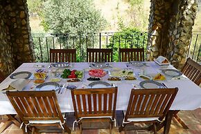 Sato Triopia Butik Otel