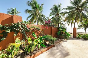 Shanuo Beach Bungalows