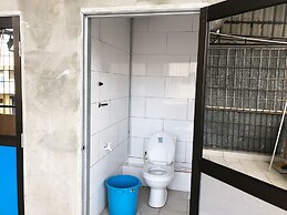 SPOT ON 90077 Cherry's Lodge