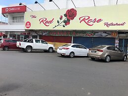 SPOT ON 90077 Cherry's Lodge