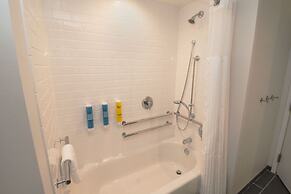 Tru By Hilton Norfolk Airport