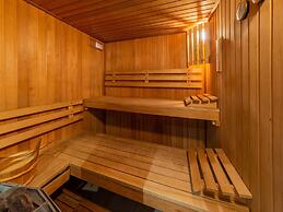 Vacation Home with Sauna