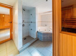 Vacation Home with Sauna