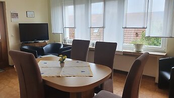 Apartment With Private Terrace in Homberg