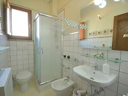 Cosy Apartment With Swimming Pool and Garden Close to Volterra and S G