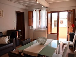 Cosy Apartment With Swimming Pool and Garden Close to Volterra and S G