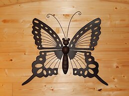 Charming Apartment in Sensenruth with Hot Tub