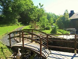 Charming Apartment in Sensenruth with Hot Tub