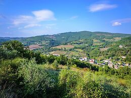 Royal Holiday Home With Swimming Pool