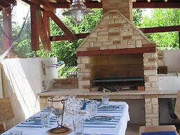 Peaceful House Only 900m From the sea With Swimming Pool, Bbq, Wifi, A