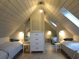 Magnificent Holiday Home in Gesves With Sauna