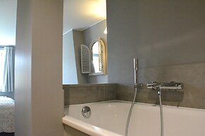 Magnificent Holiday Home in Gesves With Sauna