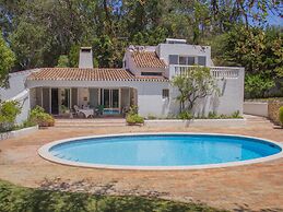 Villa in Albufeira With Private Pool