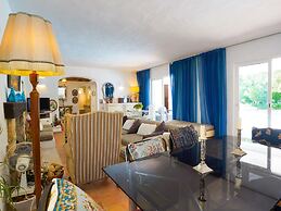 Villa in Albufeira With Private Pool