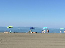 Spacious Farmhouse near Montalto di Castro with Shared Pool