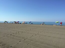 Spacious Farmhouse near Montalto di Castro with Shared Pool