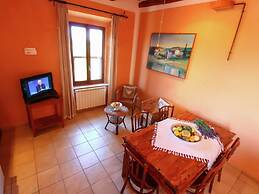 Spacious Farmhouse near Montalto di Castro with Shared Pool