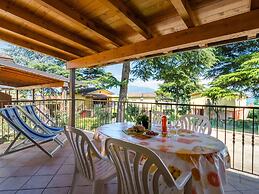 Belvilla by OYO Villette