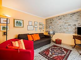 Unwind in a Cozy Home