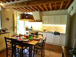 Charming Holiday Home, Near Lucca With a Private Pool