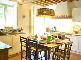 Charming Holiday Home, Near Lucca With a Private Pool